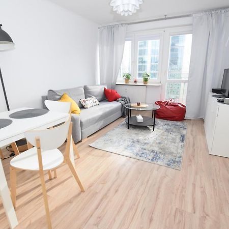 Rondo Onz Apartment Warsaw Exterior photo