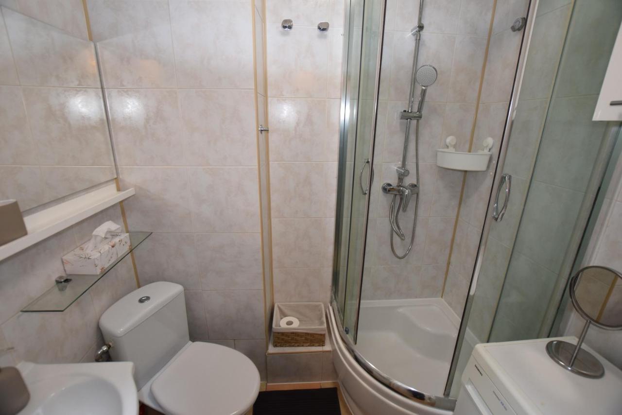 Rondo Onz Apartment Warsaw Exterior photo