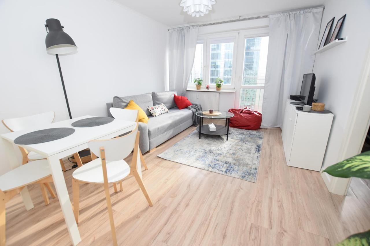 Rondo Onz Apartment Warsaw Exterior photo
